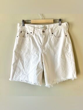 Abercrombie & Fitch White Denim Ultra Loose Low Rise Shorts SZ 28 Long -Jorts